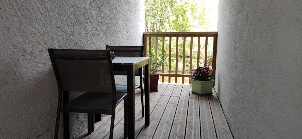 شقة Le Brivet ☆ Hypercentre ☆ Parking ☆ Terrasse Pontchâteau المظهر الخارجي الصورة